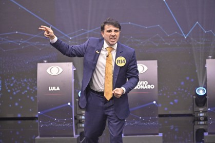 Renan Santos (Missão) durante debate da Band