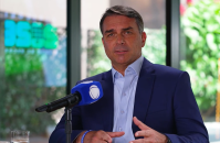 Flávio Bolsonaro sobre ter o pai como ministro: “Depende dele”