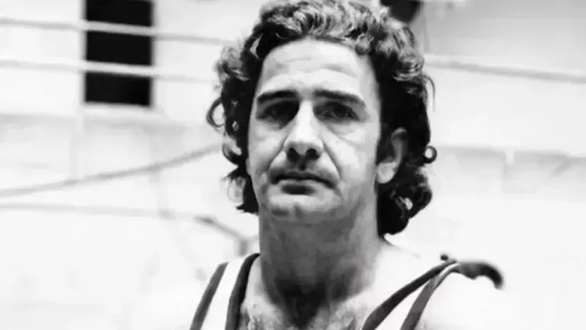Morre Carlos Massoni, o Mosquito, ícone do basquete brasileiro, aos 87 anos