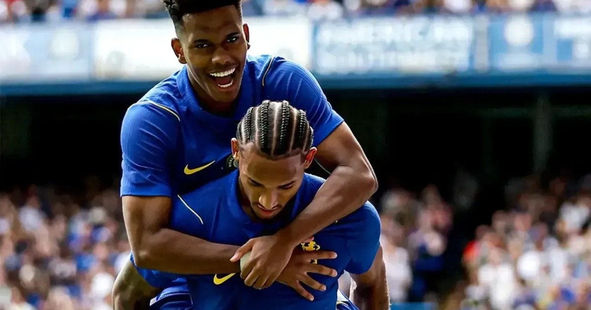 João Pedro marca dois, e Chelsea vence amistoso contra a Real Sociedad