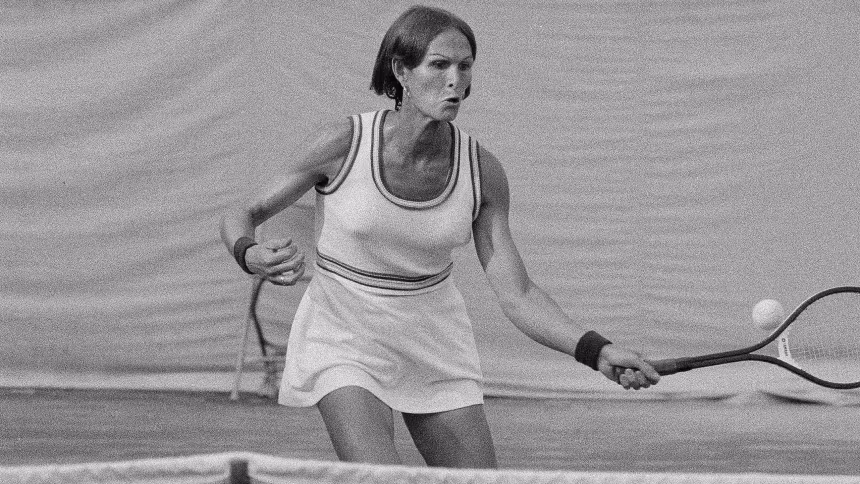 À CNN, 1ª atleta trans da história dispara: "Não faz diferença alguma"