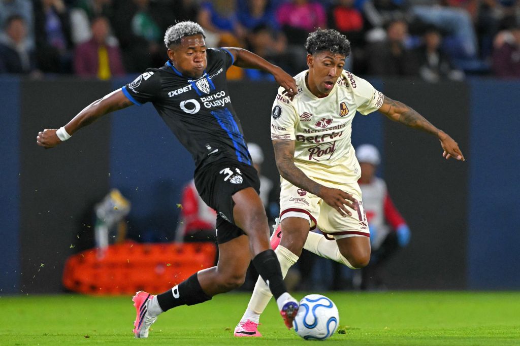 Lance em Independiente del Valle x Tolima • @TheLibertadores