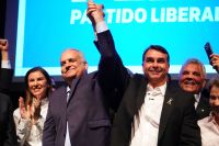 Análise: Flávio não ter uma mulher como vice pode prejudicar a campanha?