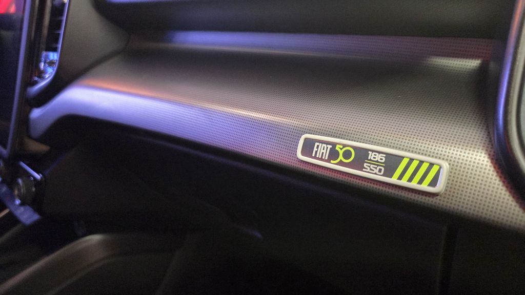 Fiat Toro 50 Anos 2027: picape híbrida celebra meio século da marca no Brasil