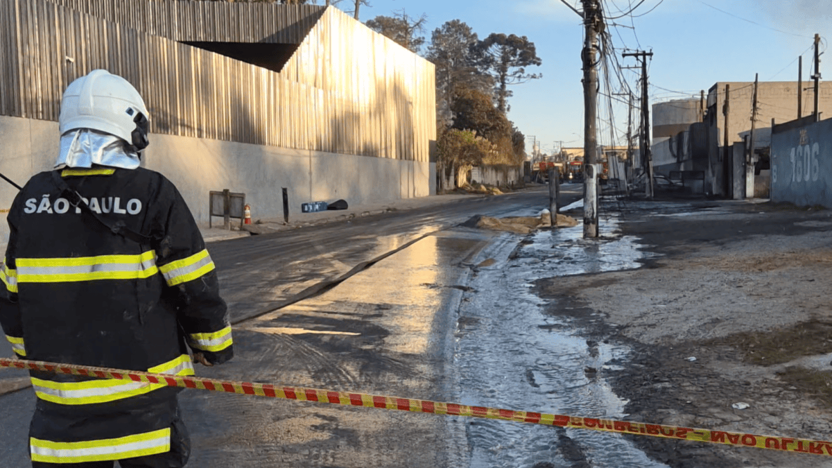 Incêndio em complexo nuclear dos EUA provoca emergência na Carolina do Sul
