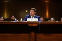 Jay Clayton toma posse como diretor de inteligência nacional dos EUA