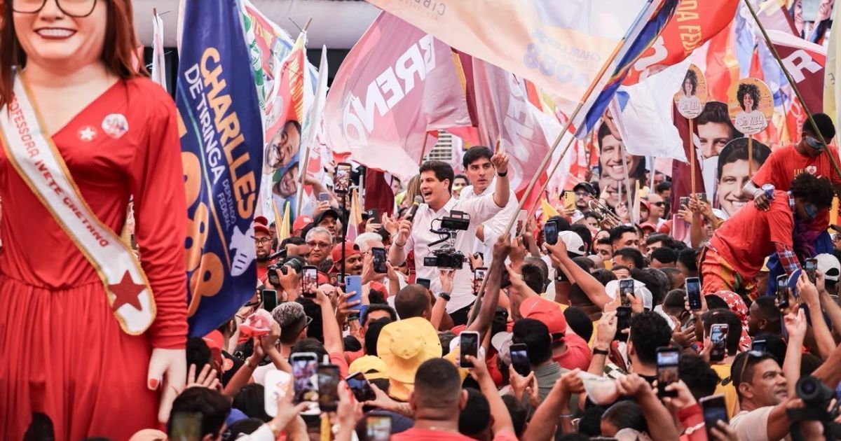 João Campos cita legado do pai ao lançar candidatura ao governo de PE