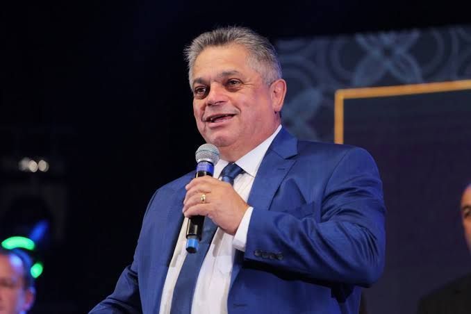 Candidato do PSD em SC anuncia apoio a Flávio e surpreende Kassab