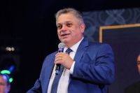 Candidato do PSD em SC anuncia apoio a Flávio e surpreende Kassab