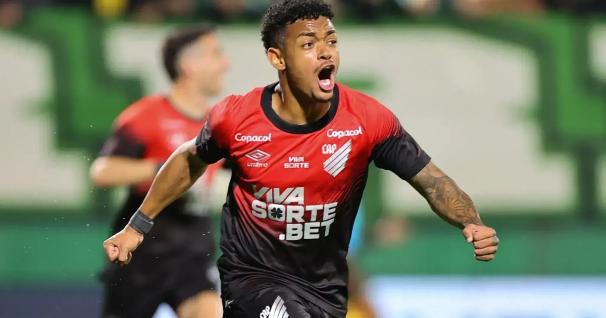 Athletico-PR Defender Léo Derik Sentenced to 13 Years in Prison for Rape