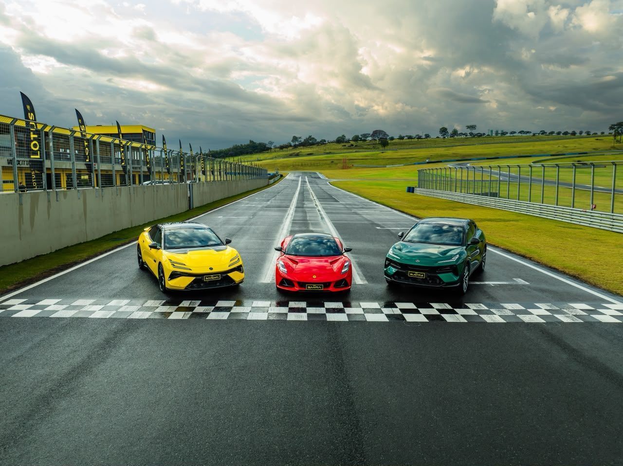 Lotus - novos carros