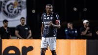 Marllon é expulso e deixa Remo com um a menos contra Santos; veja lance