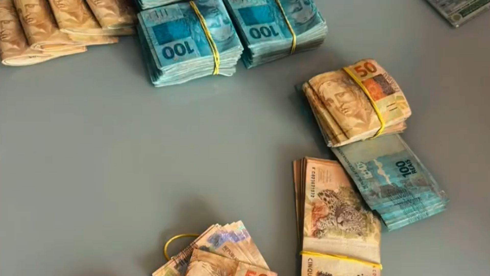 Durante a ação, R$112 mil em espécie foram apreendidos • Polícia Federal no Rio Grande do Sul