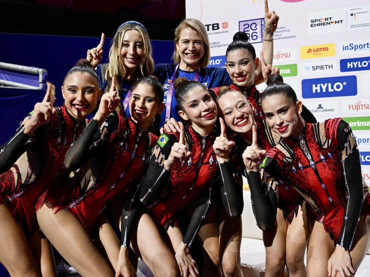 Brasil faz história e conquista dois ouros no Mundial de ginástica rítmica | CNN Brasil