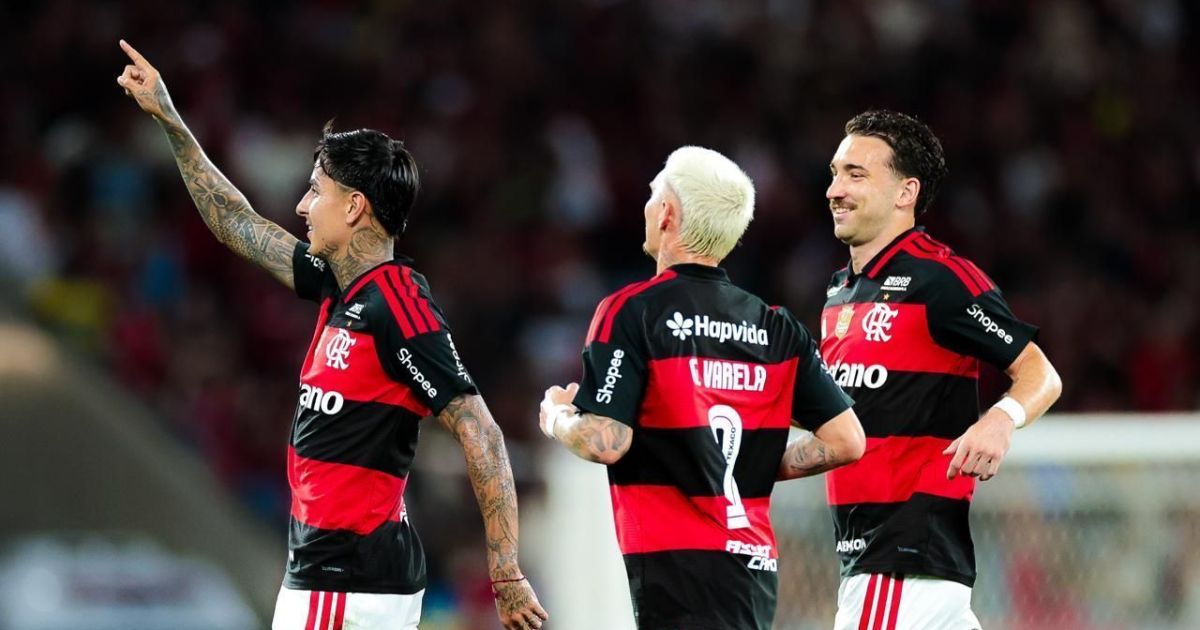 Flamengo Vence O Vitoria E Ve Distancia Para O Lider Palmeiras Diminuir