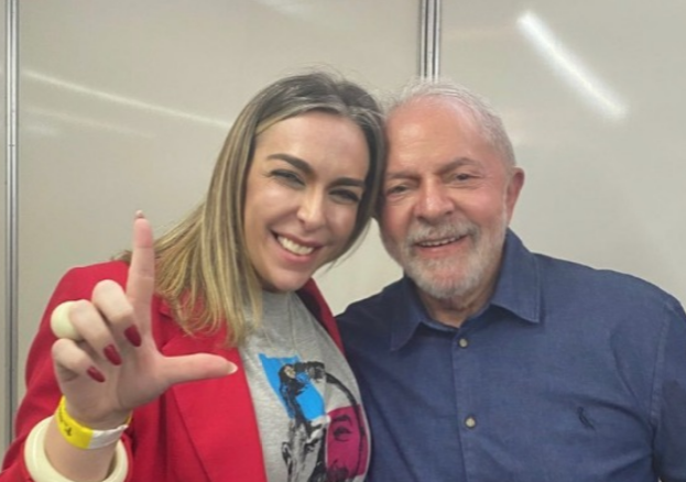 ROBERTA LUCHSINGER LULA REPRODUÇÃO 01-05-22