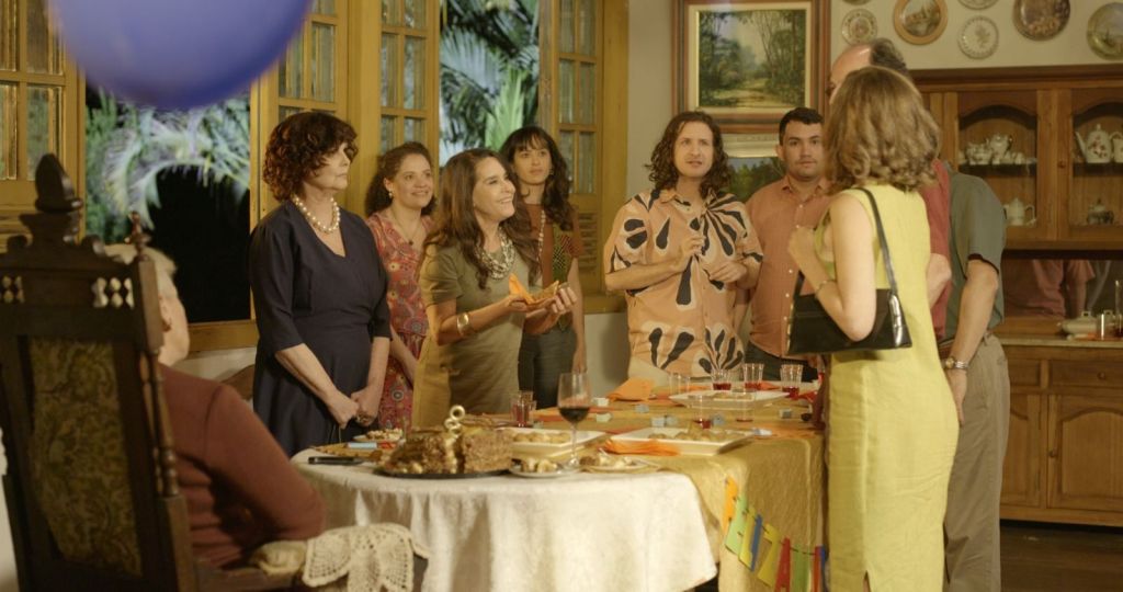 Louise Cardoso e Lucélia Santos no conto "Feliz Aniversário"