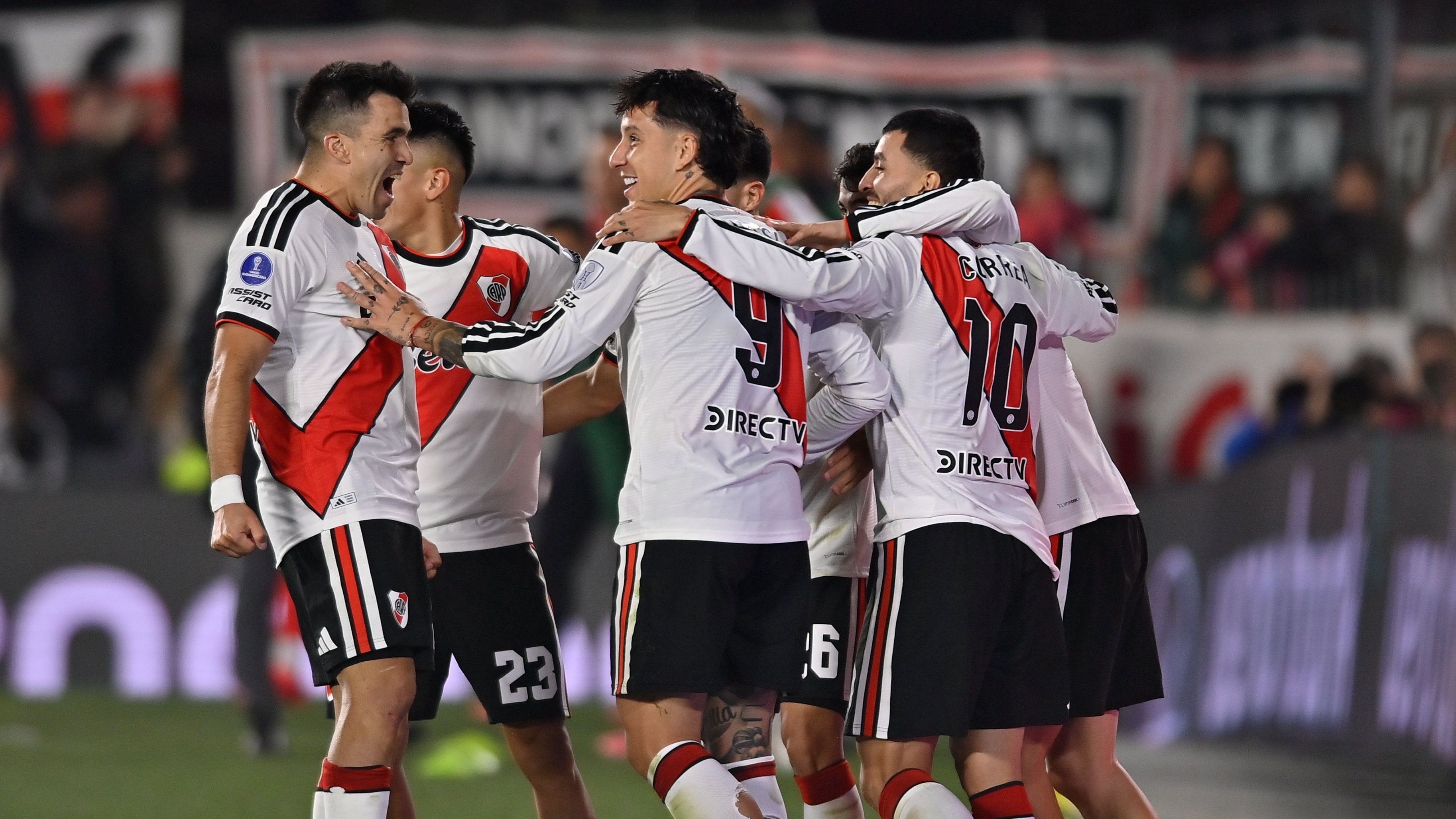 Imagem de destaque do post: Flamengo: torcida zoa Almada após queda do River na Sula