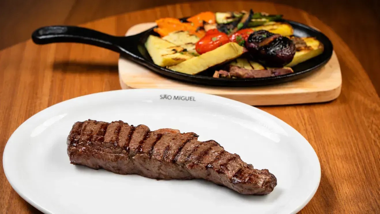 Restaurante São Miguel desponta como novo colosso gastronômico de Botafogo