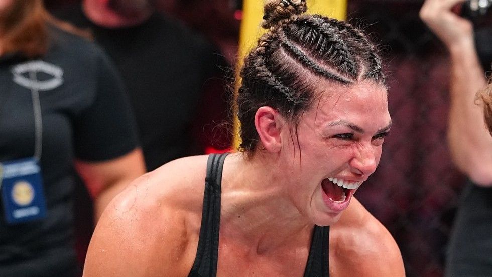 Imagem de destaque do post: Mackenzie Dern mantém cinturão do UFC com vitória incontestável