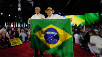 Em convenção, Lula elogia Getúlio e cita foco na Defesa para evitar invasão
