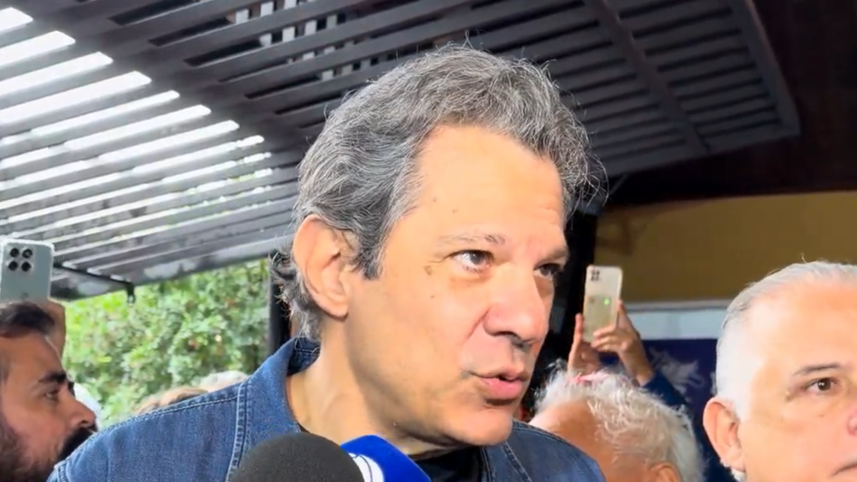 Raquel Lyra faz panfletaço no Recife; João Campos participa de sabatina