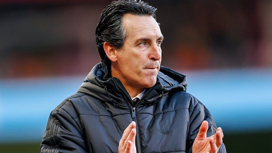 Unai Emery durante coletiva de imprensa