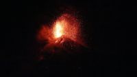 Vídeo: Vulcão entra em erupção na Guatemala e força retirada de moradores