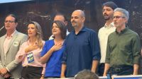 Sem anúncio de vice e ao lado de Zema, Simões oficializa candidatura em MG