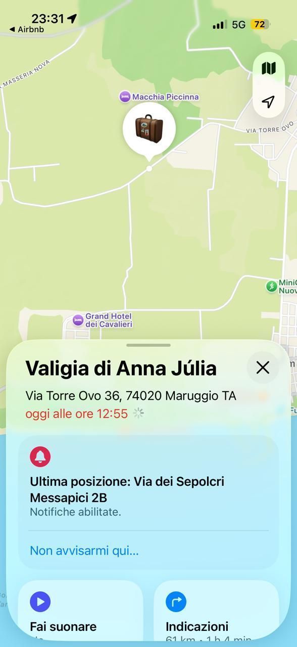 Localização do rastreador na mala • Arquivo pessoal