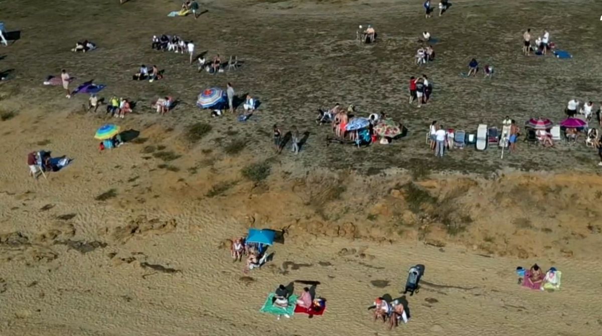 Filas enormes se formam na Europa para acompanhar eclipse solar total; veja