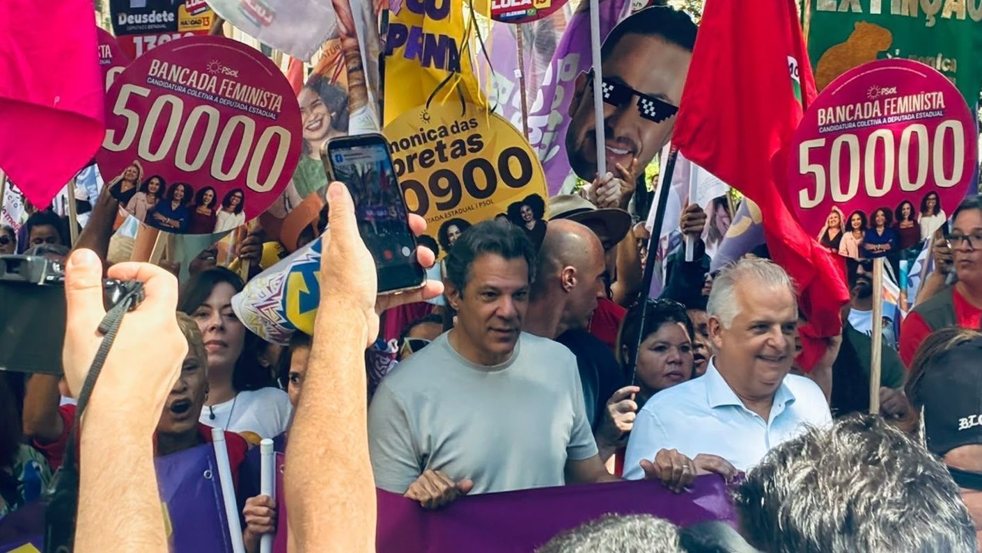 Fernando Haddad (PT), candidato ao governo de São Paulo, em ato de campanha na região central da capital paulista