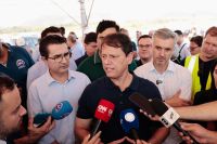 Tarcísio promete acabar com redução da pressão da água em SP