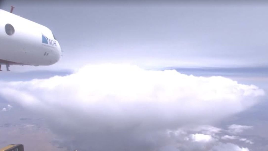 US Scientists Fly into Wildfire Clouds to Study Storms