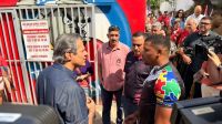 Haddad critica situação da educação especial em SP: "Em frangalhos"