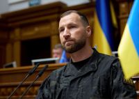 Ucrânia nomeia novo ministro da Defesa em meio a turbulência política