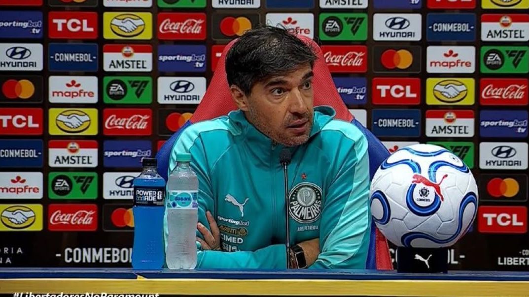 “Vou ter que colocar os nomes”, diz Abel Ferreira sobre imprensa brasileira