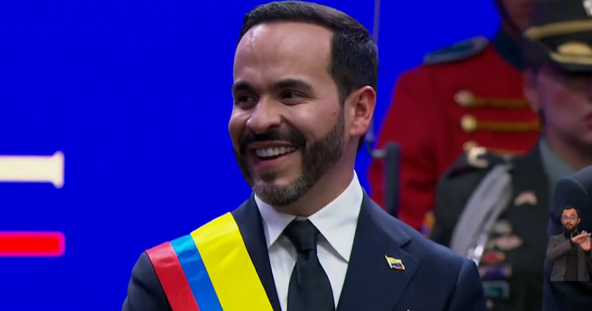 Abelardo de la Espriella toma posse como presidente da Colômbia