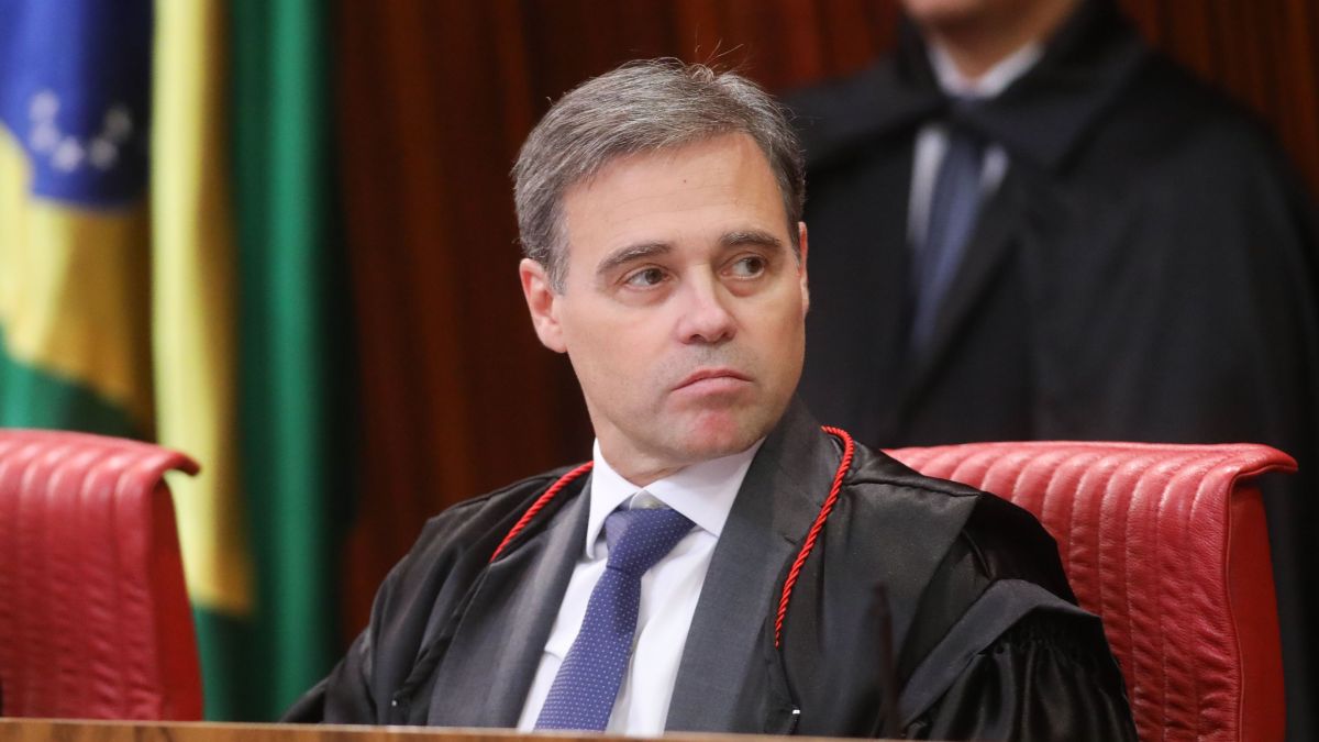 PF produziu relatórios contra Mendonça ao longo de atritos com ministro
