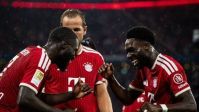 Com Kane na zaga, Bayern de Munique goleia Stuttgart na estreia do Alemão