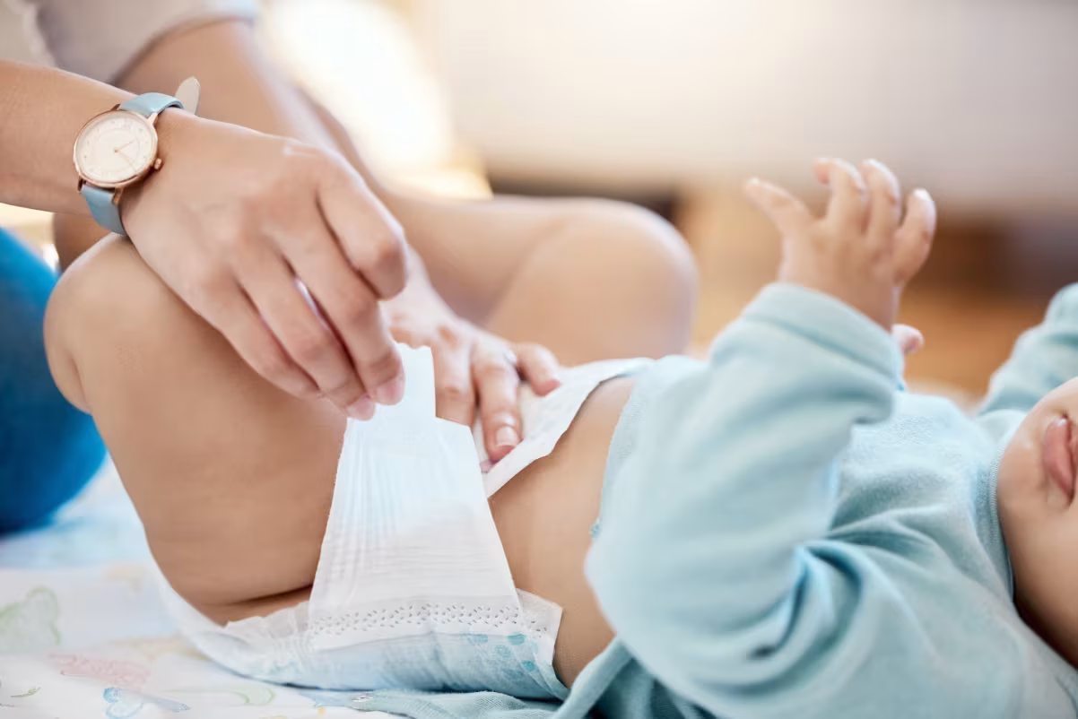 Pode haver toxinas na fralda do seu bebê — e não são fezes