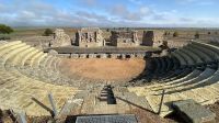 De ruínas esquecidas a palco de teatro: a incrível ressurreição de uma joia do Império Romano
