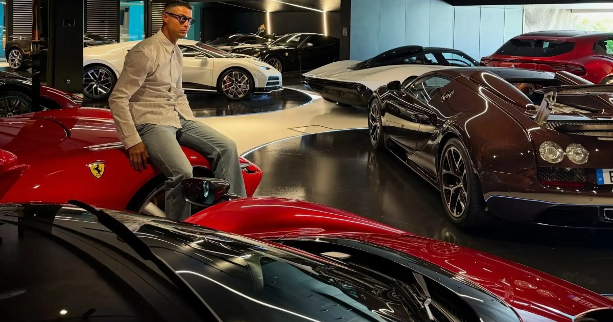 Cristiano Ronaldo ostenta coleção de carros avaliada em R$ 150 milhões