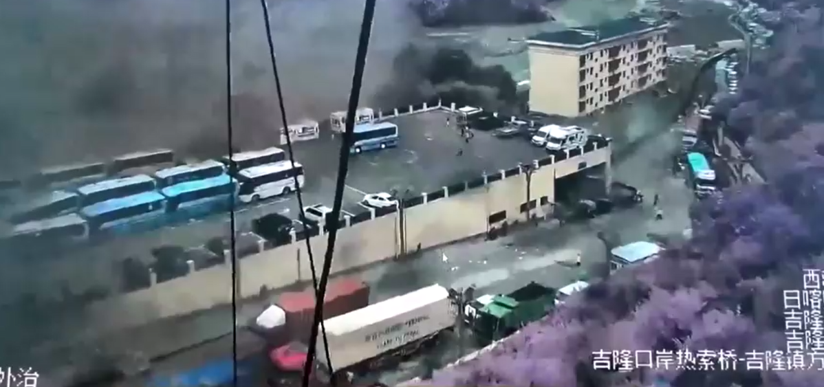 Veja imagens da destruição causada por enchentes no Nepal