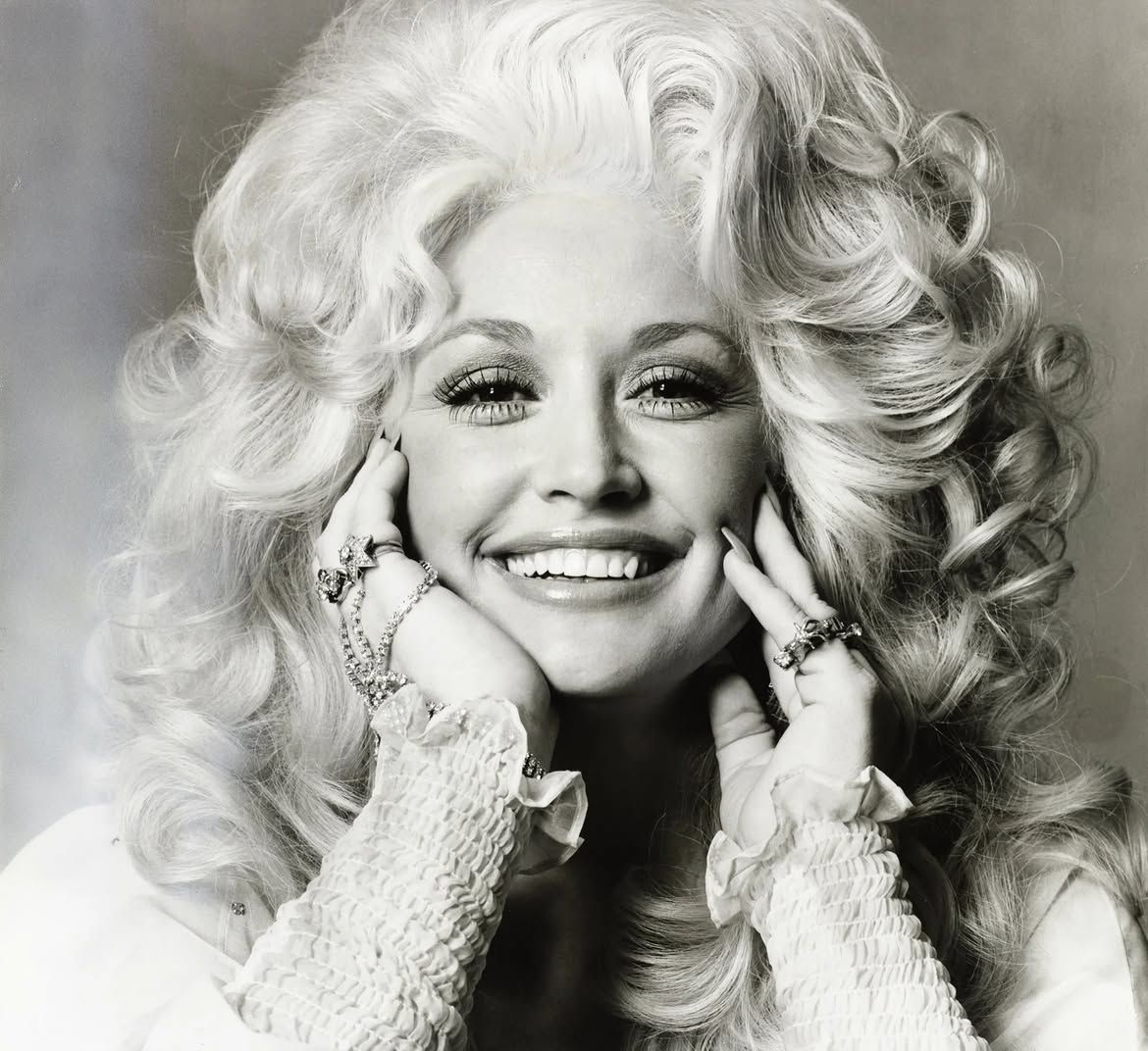Morte de Dolly Parton: veja como será realizado funeral da cantora