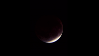 Astrônomo que registrou imagens de eclipse lunar explica fenômeno à CNN