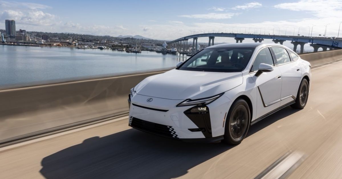 Lexus Lanca O Es Hibrido No Brasil Versao Eletrica Fica Para Novembro