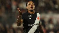 Ataque desencanta, Vasco goleia Olimpia e vai às quartas da Sul-Americana