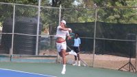 Aos 17 anos, Guto Miguel faz história em Kingston e chega à semifinal