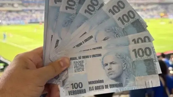 Imagem de destaque do post: Leonardo Jardim é hostilizado pela torcida do Cruzeiro: "Mercenário"